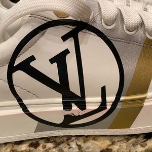 Louis Vuitton Time Out Sneakers